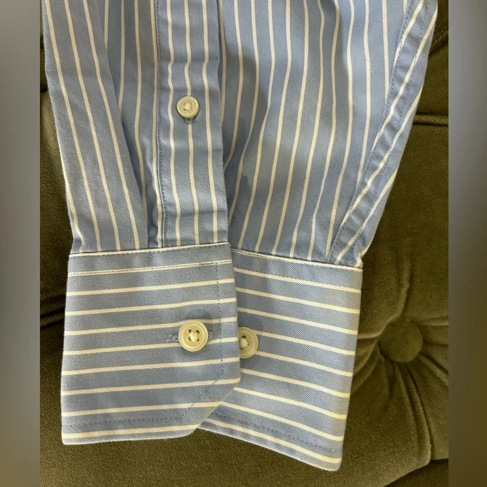 Banana Republic men’s buttoned shirt XL 17 17.5 blue/white stripes 100% cotton